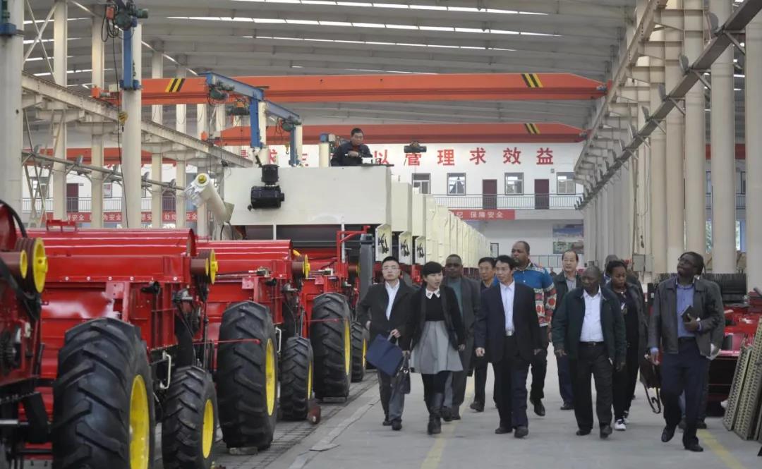为农业现代化增砖添瓦——记中联装备集团郑州机械有限公司副总经理陈成凤